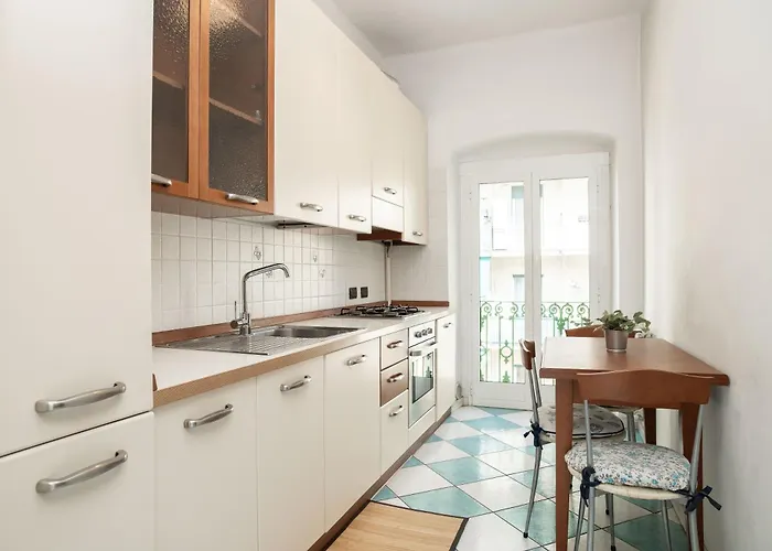 Centro Citta - Stazione Ferroviaria Brignole * Janov