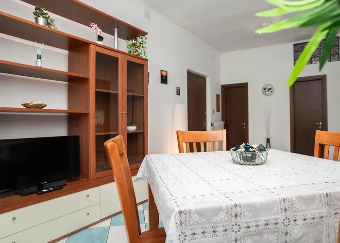 Centro Citta - Stazione Ferroviaria Brignole Apartmán Janov
