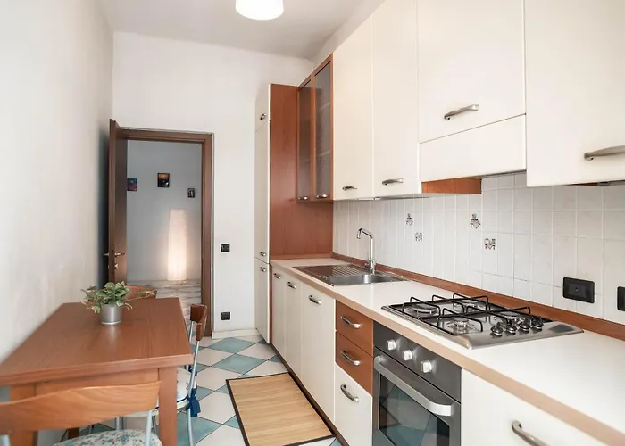 Centro Citta - Stazione Ferroviaria Brignole Apartmán *