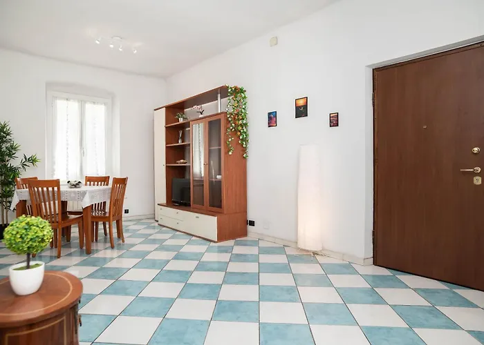 Centro Citta - Stazione Ferroviaria Brignole * Janov