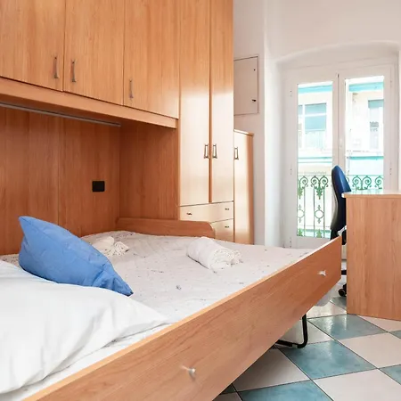 Centro Citta - Stazione Ferroviaria Brignole Genua